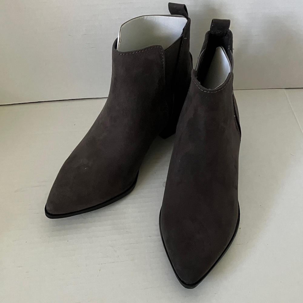 New 🔥Old Navy Women's Ankle Boots size 6